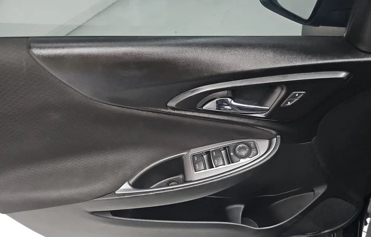 2021 CHEVROLET MALIBU LT 5