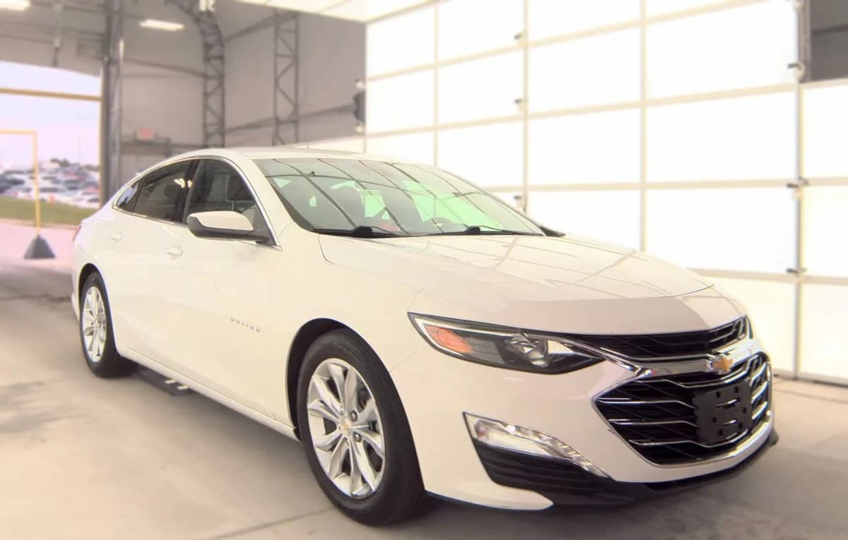 2023 CHEVROLET MALIBU LT 4