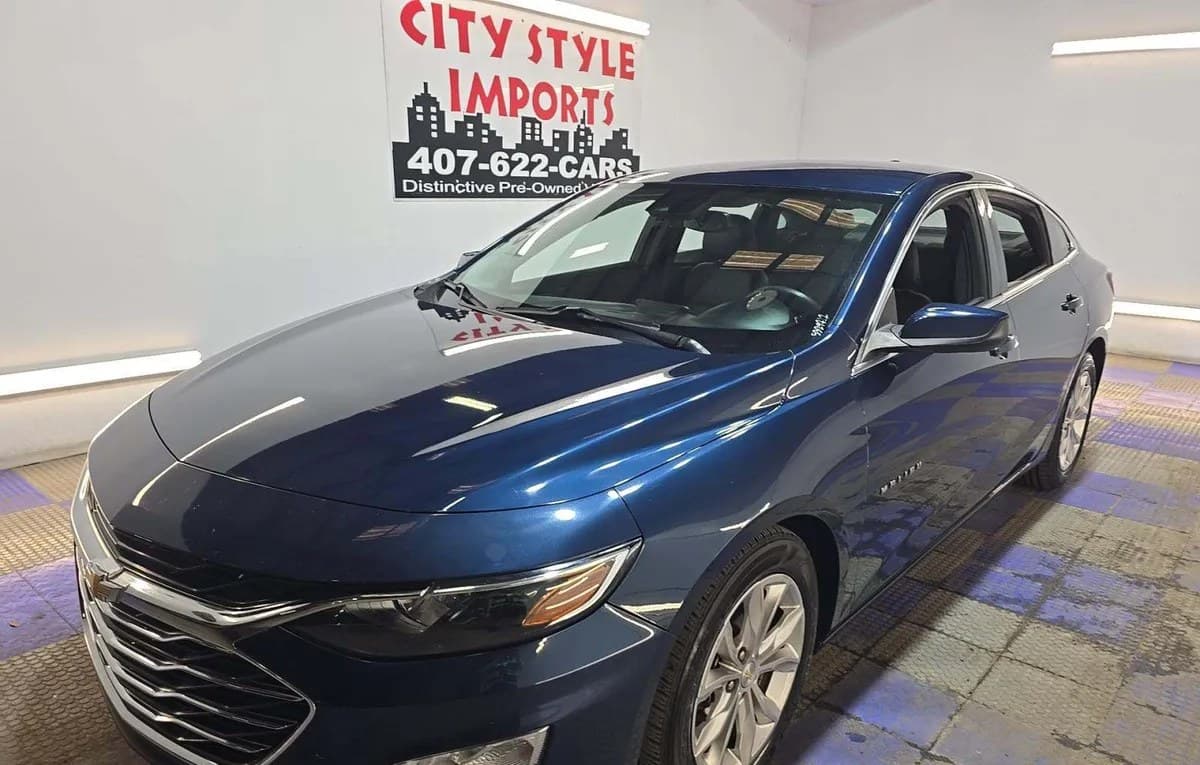 2020 CHEVROLET MALIBU LT 2