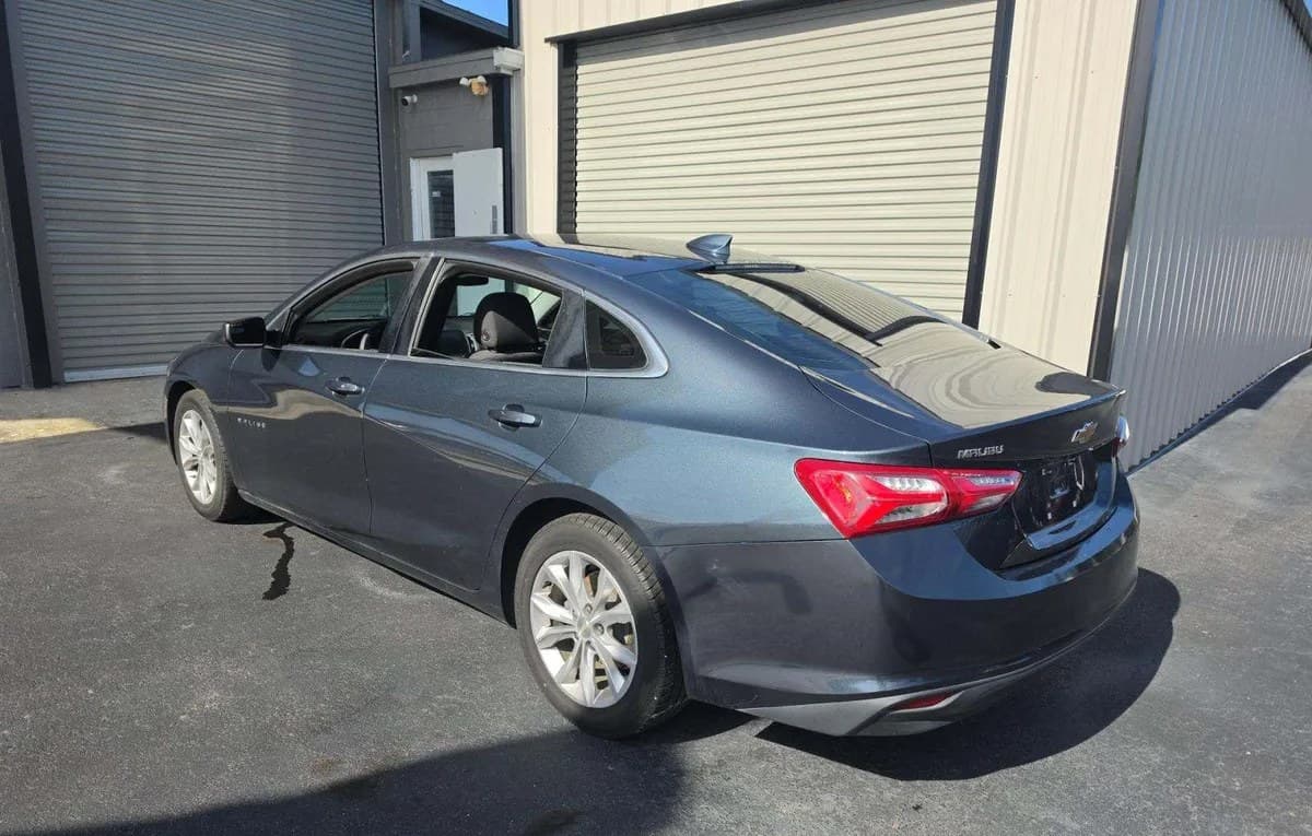 2021 CHEVROLET MALIBU LT 3