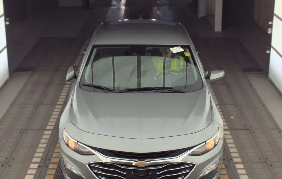 2023 CHEVROLET MALIBU LT 3