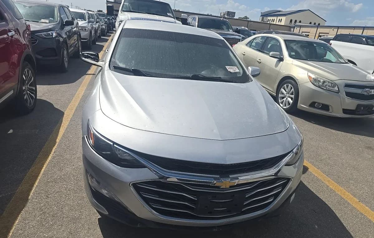 2019 CHEVROLET MALIBU LT 2
