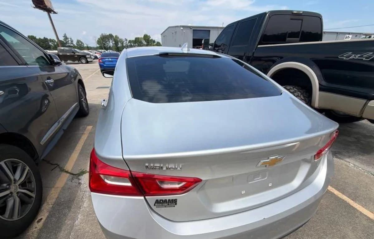 2017 CHEVROLET MALIBU LT 3