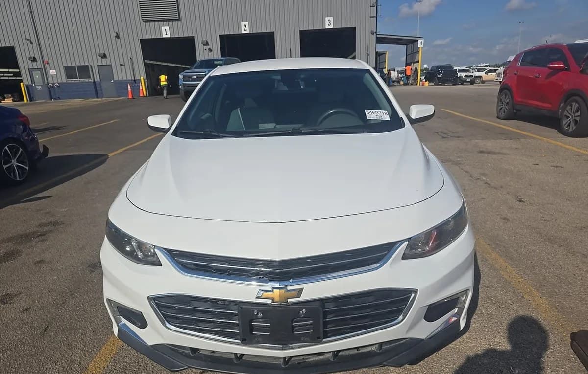 2017 CHEVROLET MALIBU LT 2