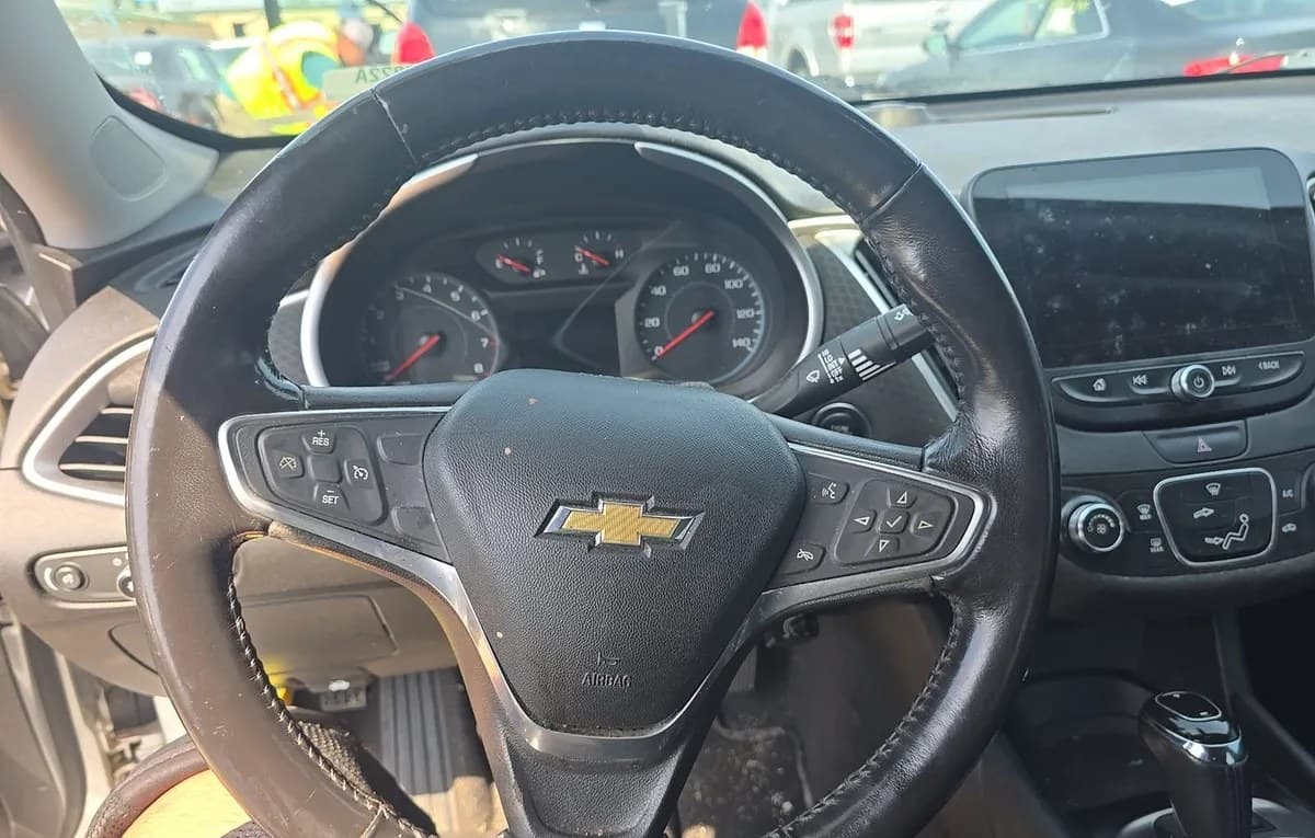 2019 CHEVROLET MALIBU RS 6