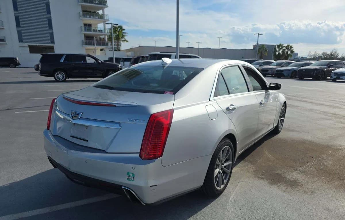 2018 CADILLAC CTS Luxury 4