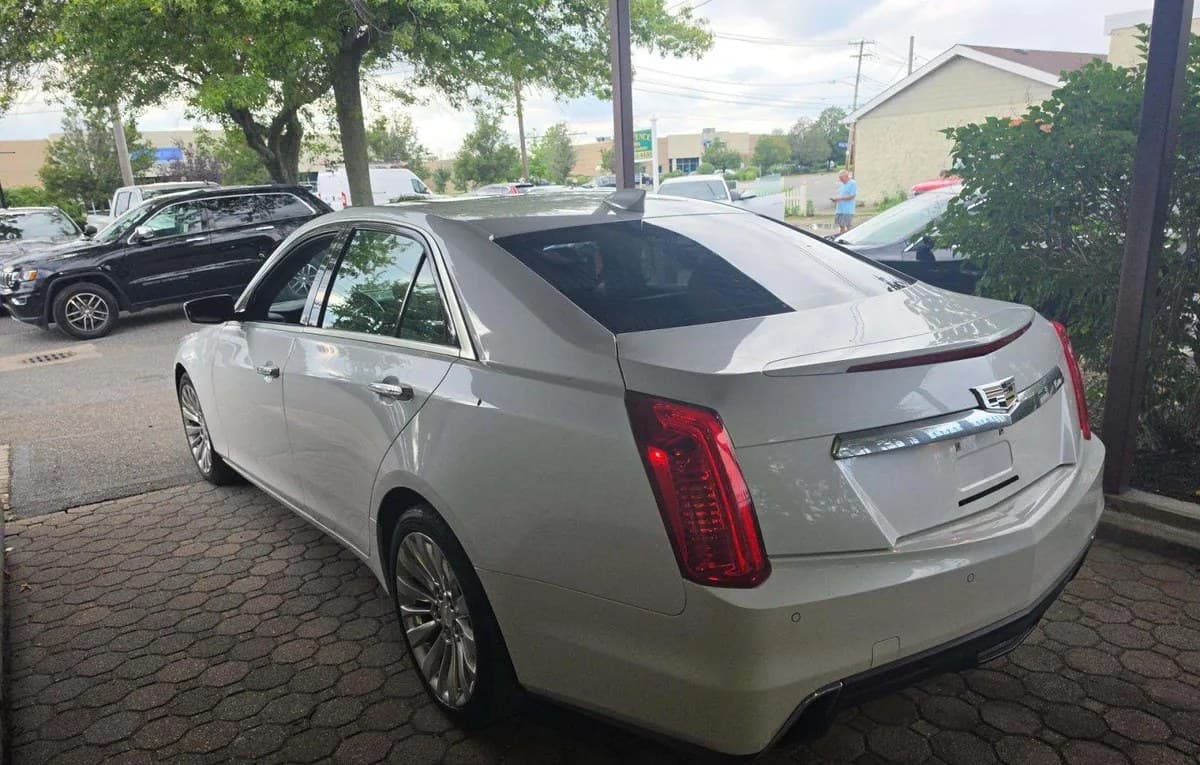 2017 CADILLAC CTS Luxury 3