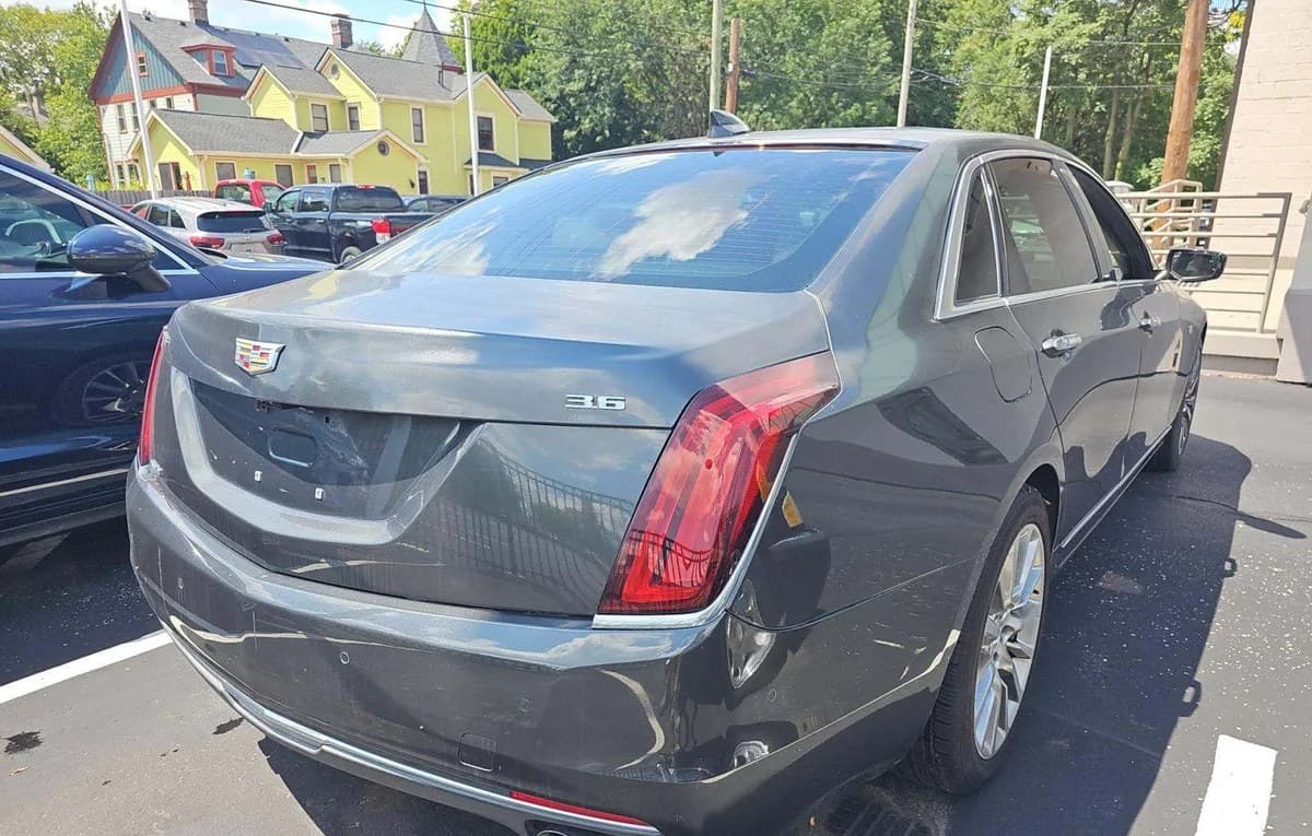 2017 CADILLAC CT6 Luxury 4
