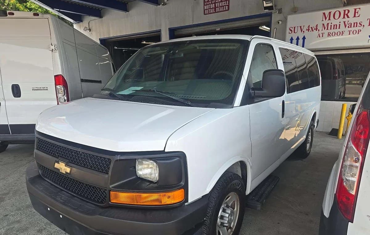 2017 CHEVROLET EXPRESS 2500 LS 2