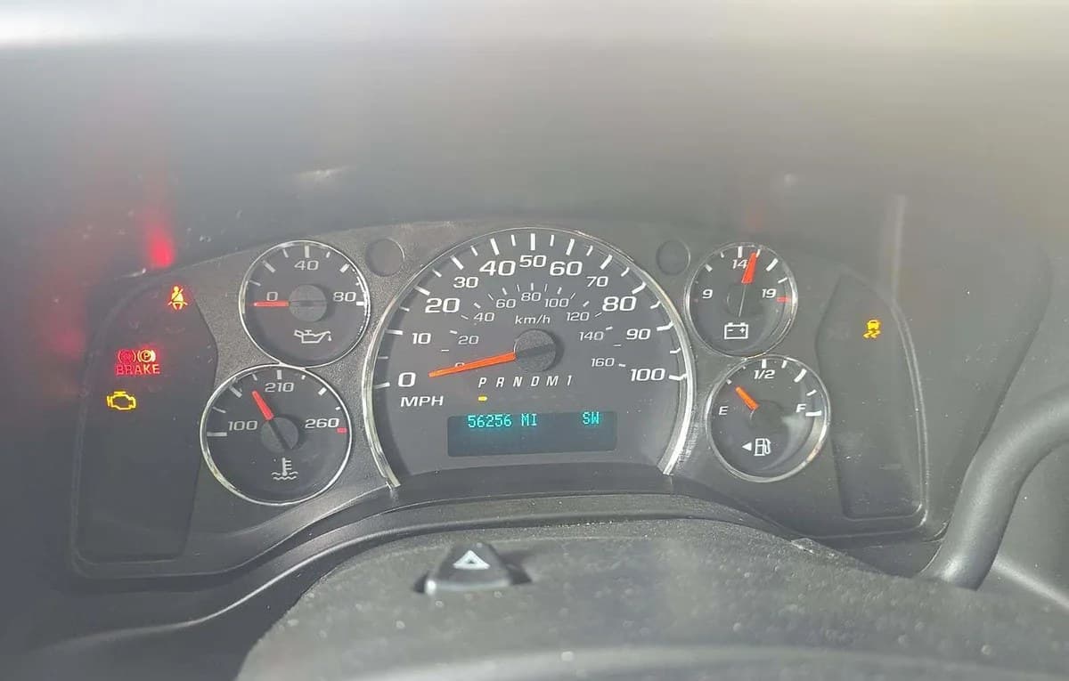 2017 CHEVROLET EXPRESS 2500 LS 6