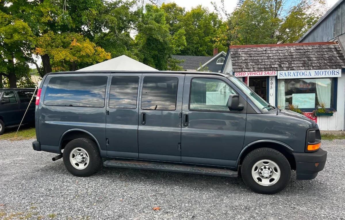 2017 CHEVROLET EXPRESS 3500 LS 6