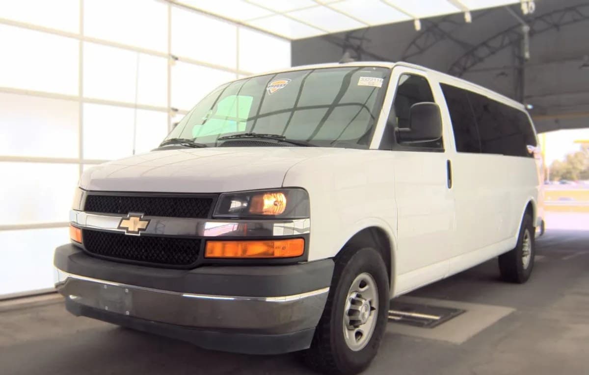 2017 CHEVROLET EXPRESS 3500 LS 2