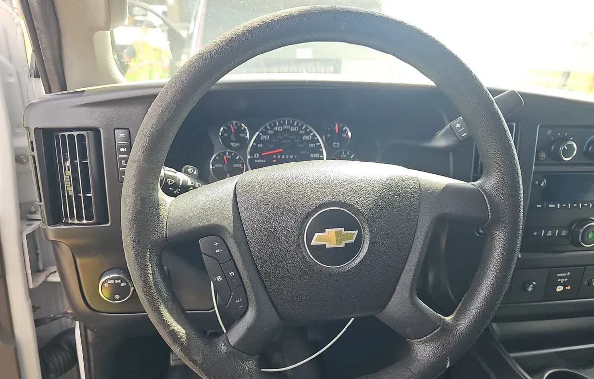 2017 CHEVROLET EXPRESS 3500 LS 7