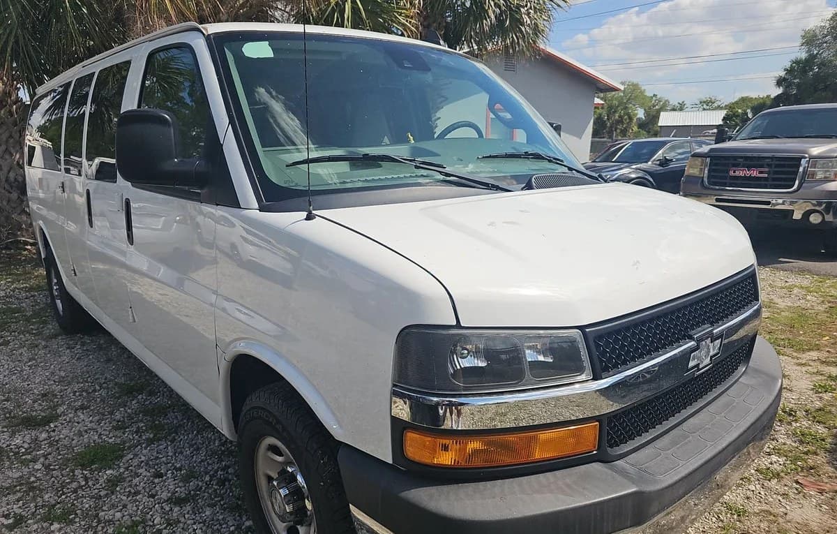 2020 CHEVROLET EXPRESS 3500 LT 4