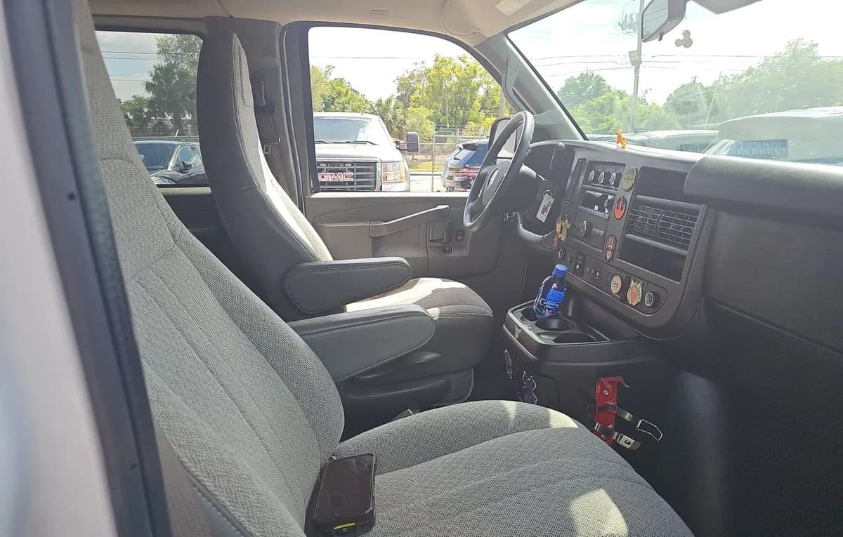 2020 CHEVROLET EXPRESS 3500 LT 5