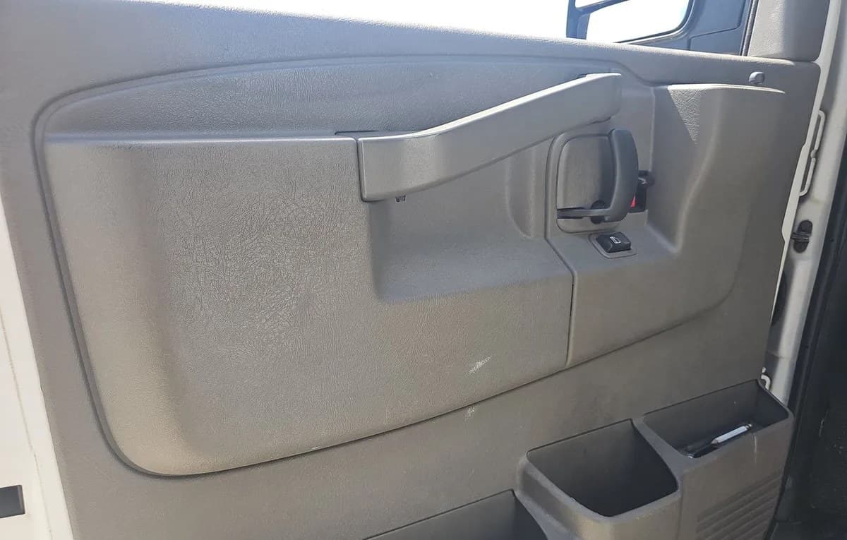 2020 CHEVROLET EXPRESS 3500 LT 6