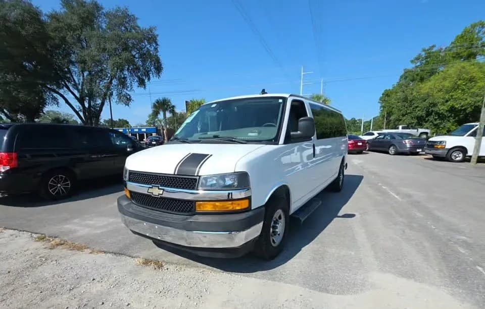 2019 CHEVROLET EXPRESS 3500 LT 2