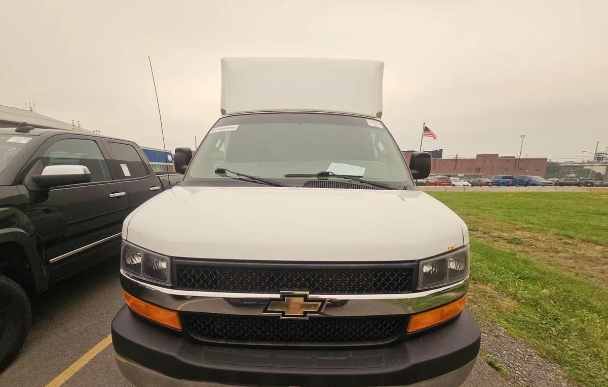 2018 CHEVROLET EXPRESS 3500 CUTAWAY 1WT 3