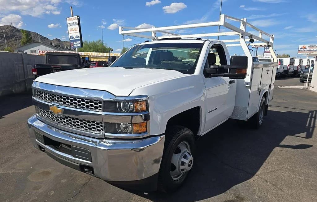 2019 CHEVROLET SILVERADO 3500HD CAB CHASSIS WT REGULAR CAB 1WT DRW