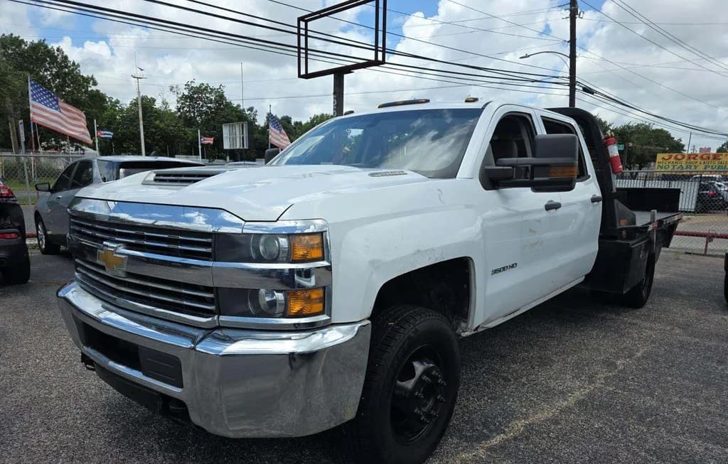2017 CHEVROLET SILVERADO 3500HD CAB CHASSIS WT CREW CAB 1WT DRW 1