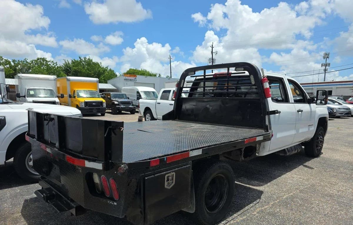 2017 CHEVROLET SILVERADO 3500HD CAB CHASSIS WT CREW CAB 1WT DRW 4