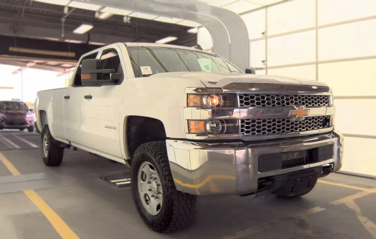 2019 CHEVROLET SILVERADO 2500HD WT CREW CAB LONG BED 1WT 4
