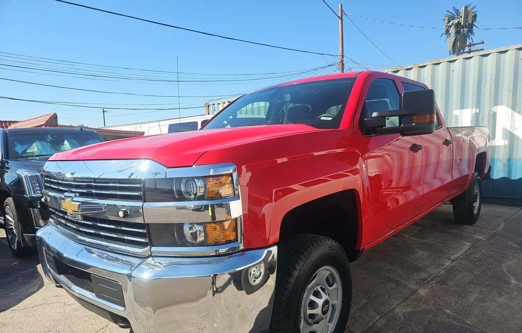 2017 CHEVROLET SILVERADO 2500HD WT CREW CAB LONG BED 1WT