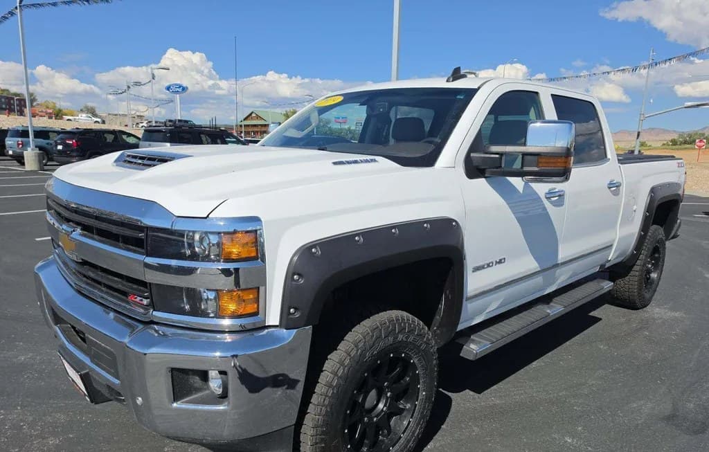 2019 CHEVROLET SILVERADO 3500HD LTZ CREW CAB MEDIUM BED 1LZ