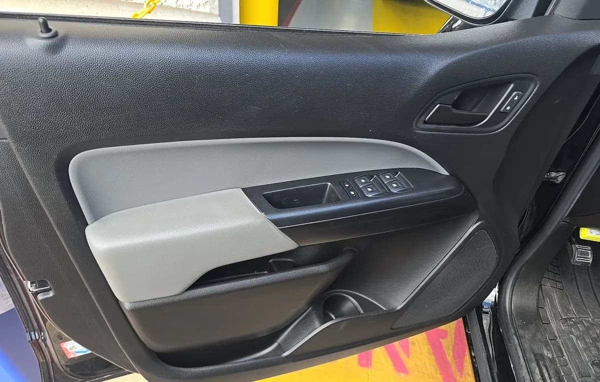 2019 CHEVROLET COLORADO WT CREW CAB MEDIUM BED 2WT 6