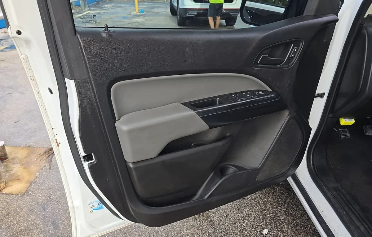 2019 CHEVROLET COLORADO WT CREW CAB MEDIUM BED 2WT 6