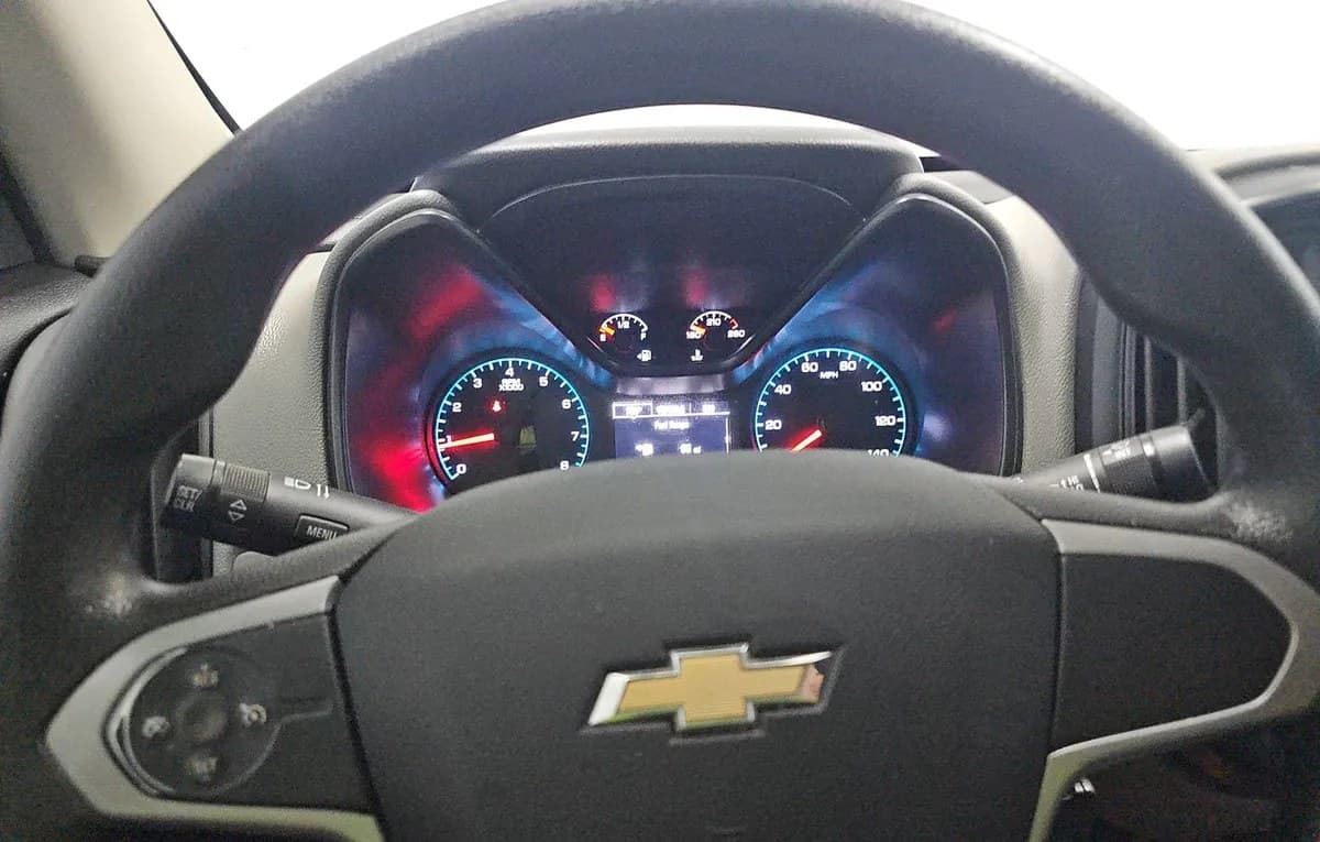 2017 CHEVROLET COLORADO WT CREW CAB MEDIUM BED 2WT 7