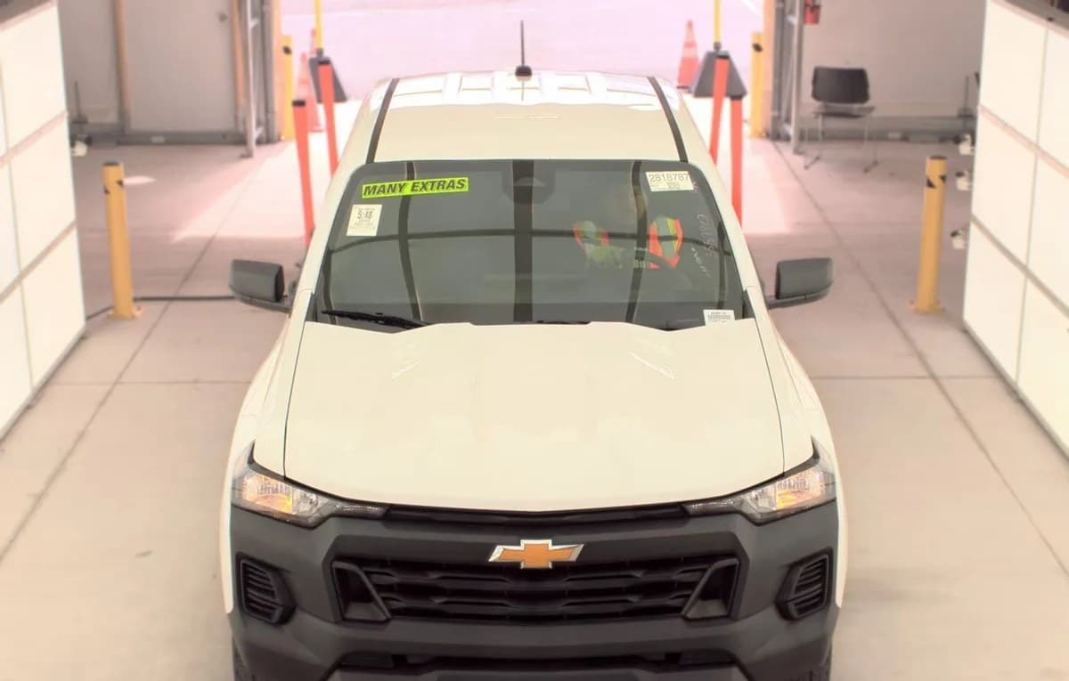 2023 CHEVROLET COLORADO WT CREW CAB MEDIUM BED 2WT 3