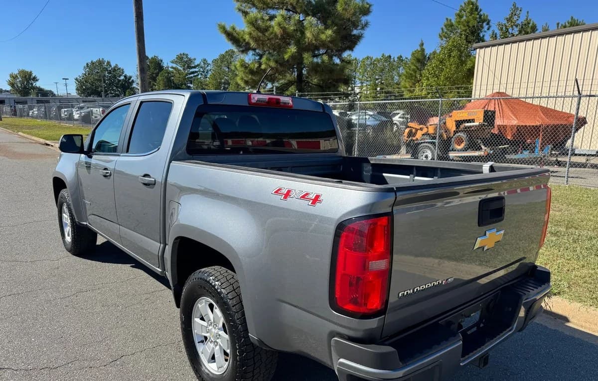 2020 CHEVROLET COLORADO WT CREW CAB MEDIUM BED 4WT 5