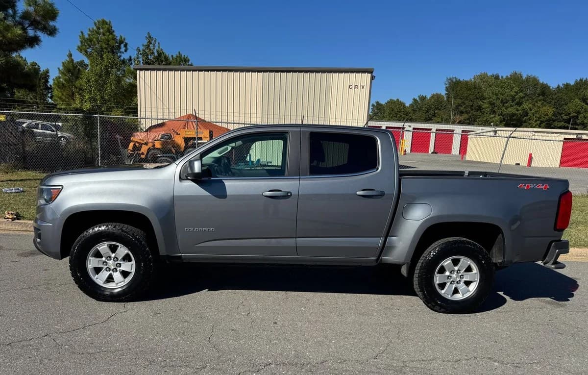 2020 CHEVROLET COLORADO WT CREW CAB MEDIUM BED 4WT 6