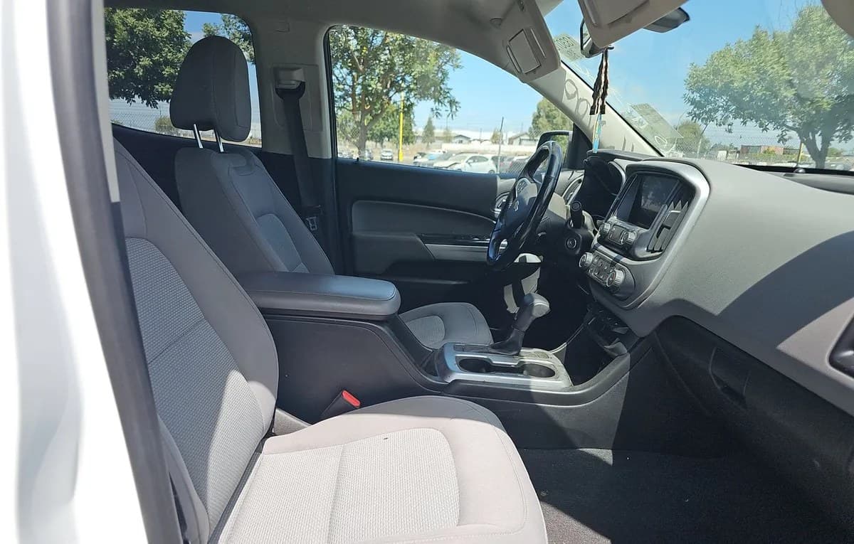 2020 CHEVROLET COLORADO LT CREW CAB MEDIUM BED 4LT 5