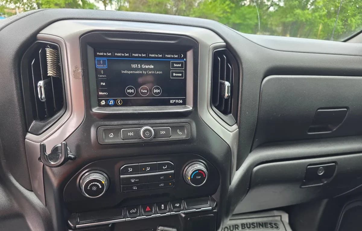 2019 CHEVROLET SILVERADO 1500 WT CREW CAB MEDIUM BED 1WT 3