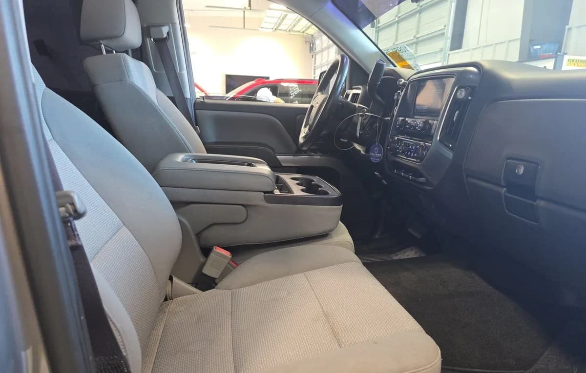 2017 CHEVROLET SILVERADO 1500 LT EXTENDED CAB MEDIUM BED 1LT 5