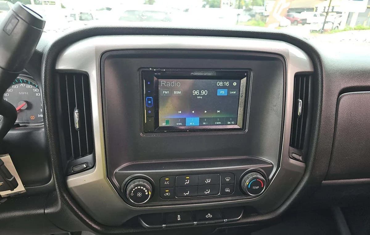 2018 CHEVROLET SILVERADO 1500 LT EXTENDED CAB MEDIUM BED 1LT 7