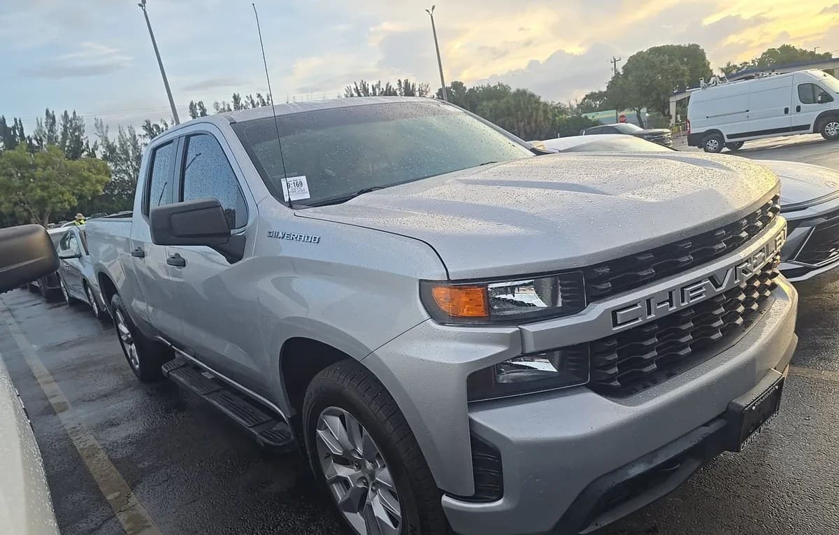 2019 CHEVROLET SILVERADO 1500 CUSTOM EXTENDED CAB MEDIUM BED 1CX 4