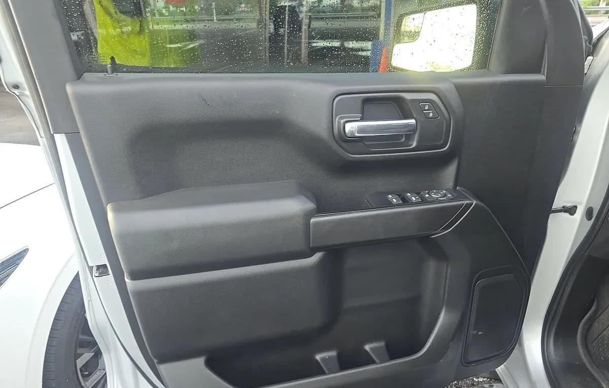 2019 CHEVROLET SILVERADO 1500 CUSTOM EXTENDED CAB MEDIUM BED 1CX 6