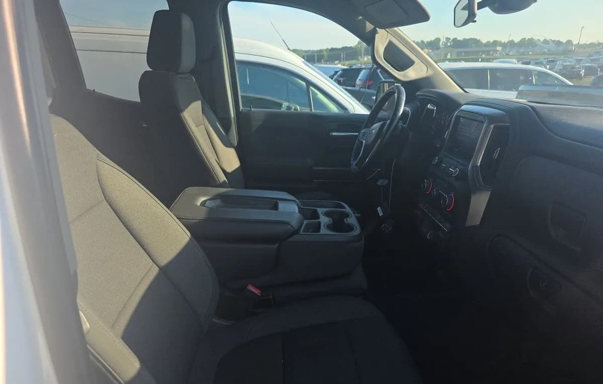 2021 CHEVROLET SILVERADO 1500 LT EXTENDED CAB MEDIUM BED 1LT 5