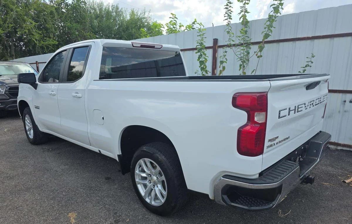 2019 CHEVROLET SILVERADO 1500 LT EXTENDED CAB MEDIUM BED 1LT 3
