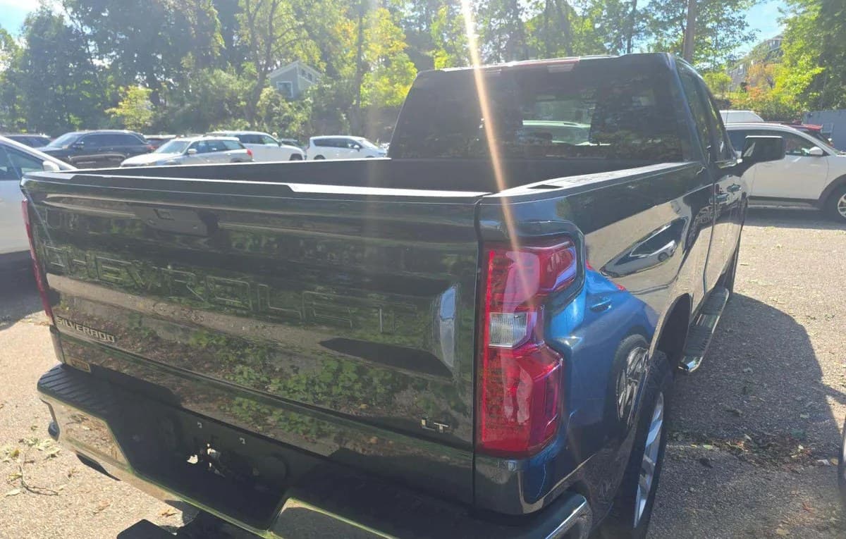 2019 CHEVROLET SILVERADO 1500 LT EXTENDED CAB MEDIUM BED 1LT 4