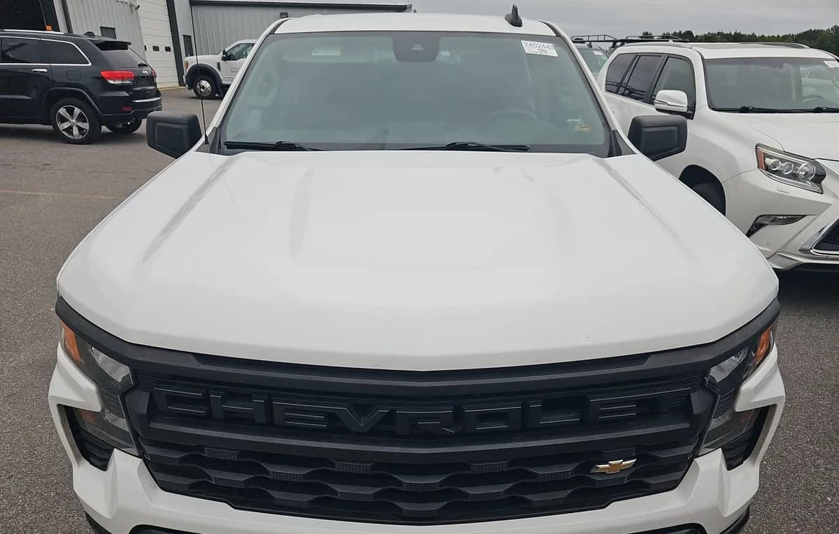 2024 CHEVROLET SILVERADO 1500 WT CREW CAB MEDIUM BED 1WT 3