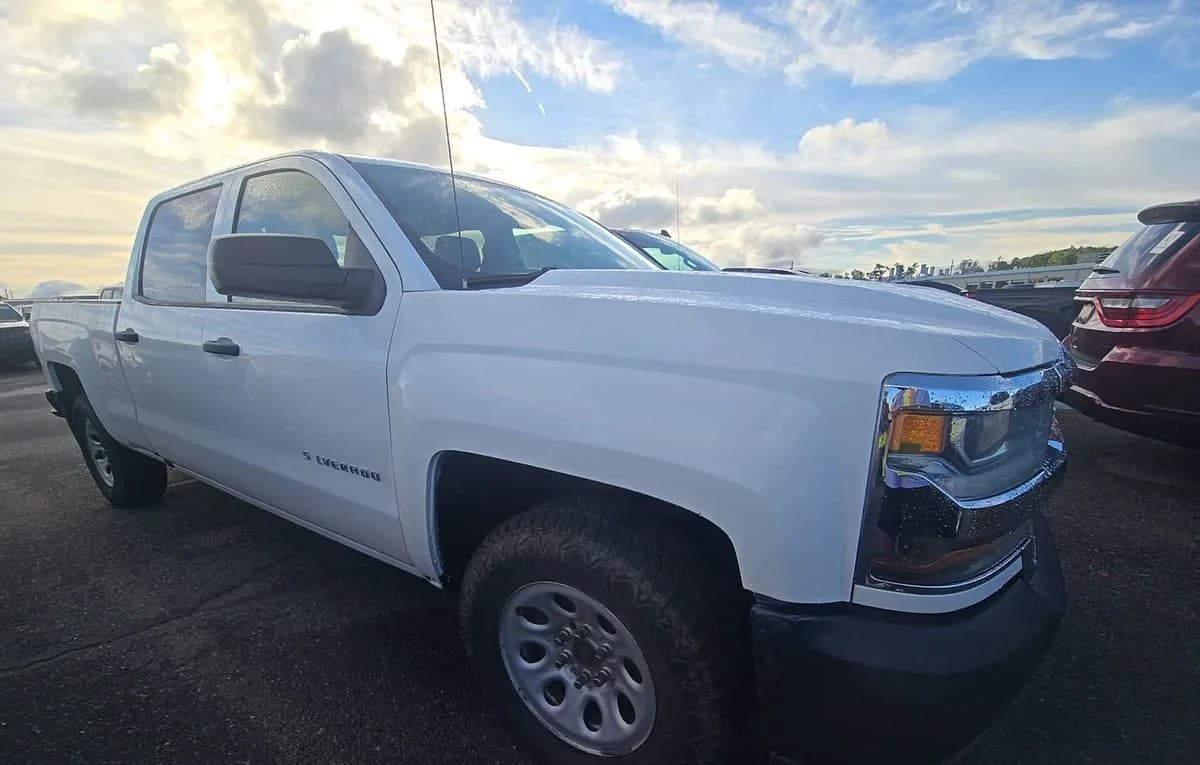 2018 CHEVROLET SILVERADO 1500 WT CREW CAB MEDIUM BED 4