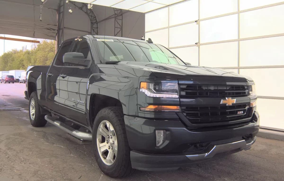 2017 CHEVROLET SILVERADO 1500 LT Z71 EXTENDED CAB MEDIUM BED 2LT 4