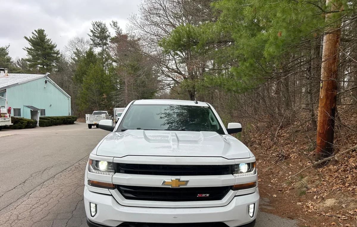 2017 CHEVROLET SILVERADO 1500 LT Z71 EXTENDED CAB MEDIUM BED 2LT 5