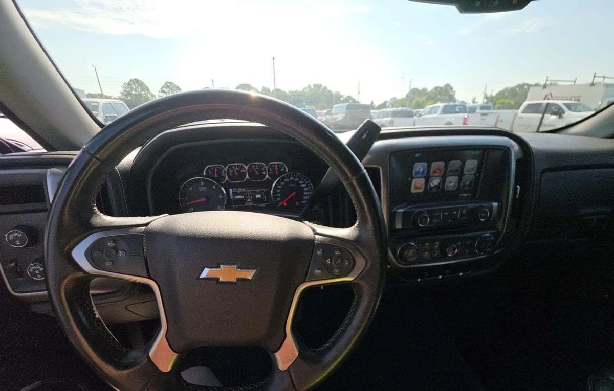 2017 CHEVROLET SILVERADO 1500 LTZ EXTENDED CAB MEDIUM BED 1LZ 5
