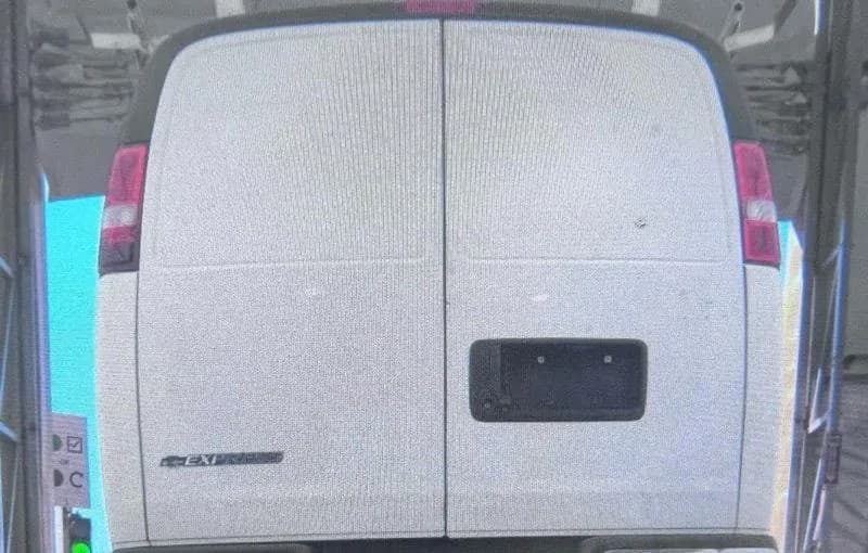 2017 CHEVROLET EXPRESS 2500 CARGO VAN 1WT 6