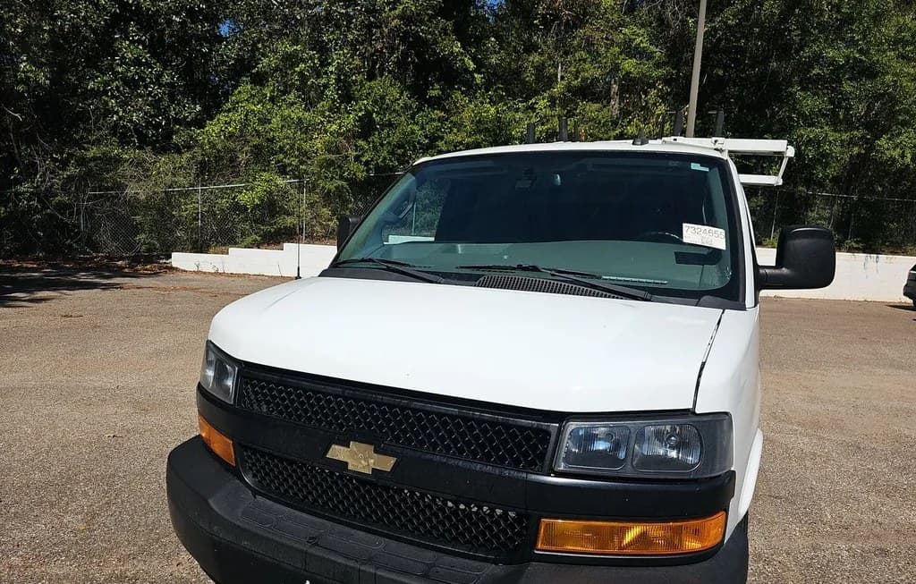 2021 CHEVROLET EXPRESS 2500 CARGO VAN 1WT 135.2" WB